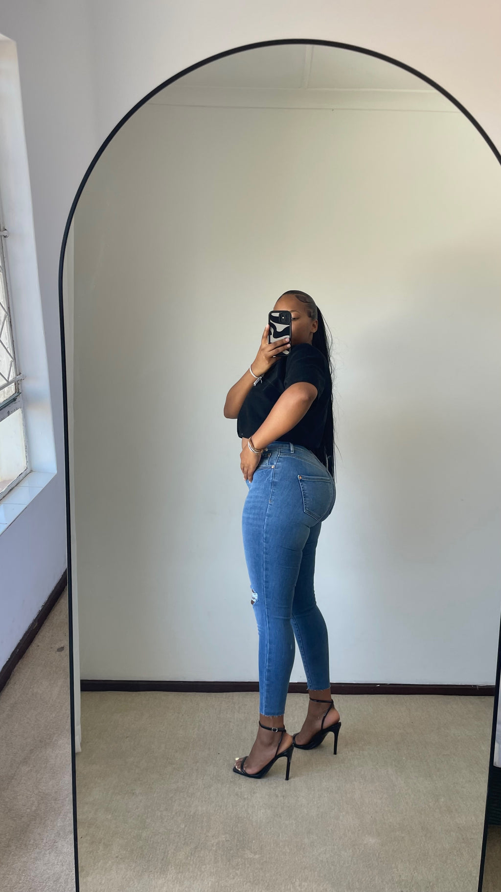 B.Petite